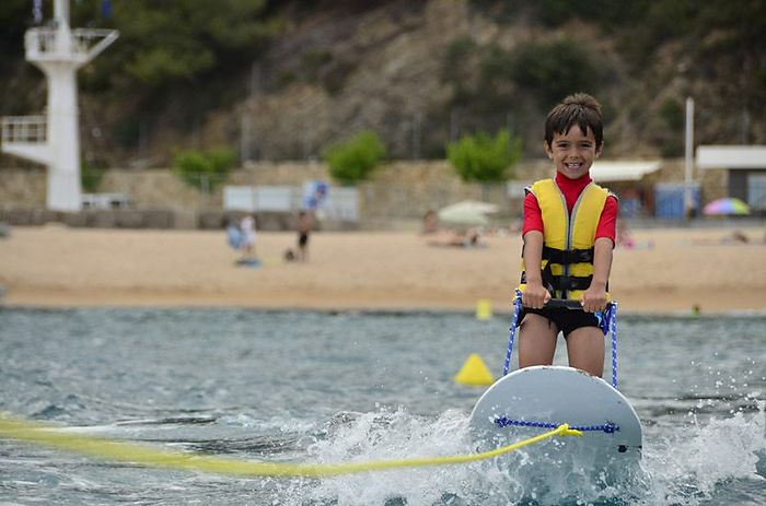 Ferienhaus mit Ibizastil zu vermieten (Cala Canyelles - Lloret de Mar)