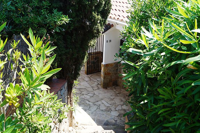 Gemütliches strandnahes Ferienhaus zur Vermietung in Cala Canyelles (Lloret de Mar)