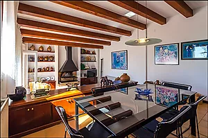 5-bedroom villa with pool, 900m from Cala Canyelles beach