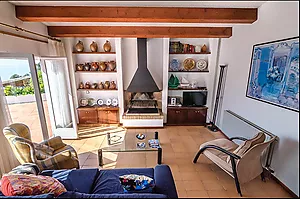 5-bedroom villa with pool, 900m from Cala Canyelles beach