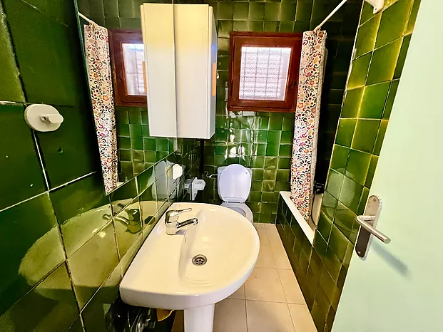 Casa de verano estilo ibicenco en alquiler (Cala Canyelles- Lloret de Mar)