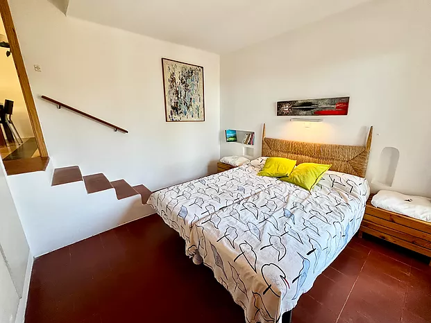 Casa de verano estilo ibicenco en alquiler (Cala Canyelles- Lloret de Mar)