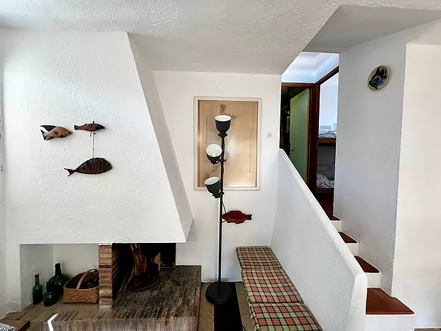 Casa de verano estilo ibicenco en alquiler (Cala Canyelles- Lloret de Mar)