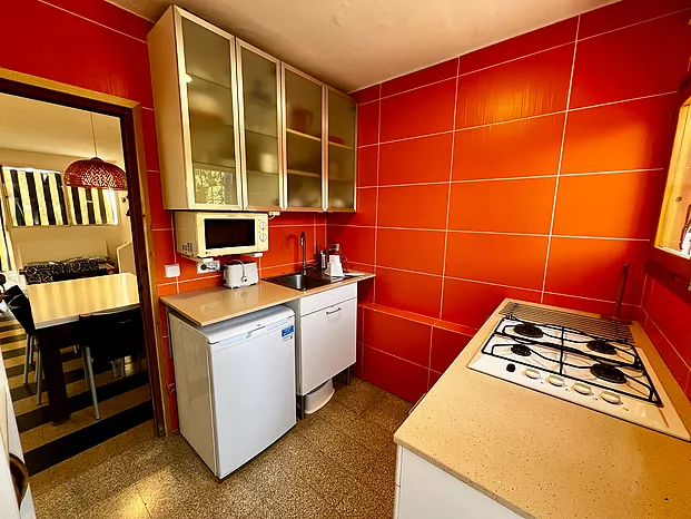 Casa de verano estilo ibicenco en alquiler (Cala Canyelles- Lloret de Mar)
