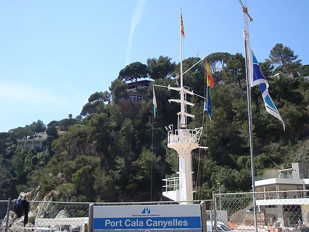 Casa de verano estilo ibicenco en alquiler (Cala Canyelles- Lloret de Mar)