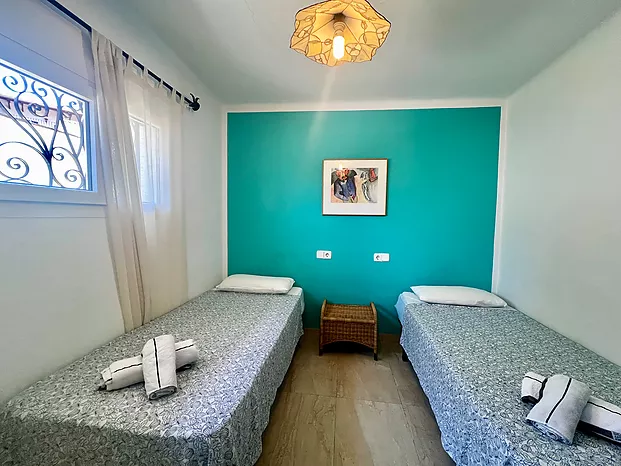 Maison moderne en location avec vue sur la mer et piscine. (Cala Canyelles-Lloret de Mar)