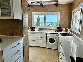 Maison moderne en location avec vue sur la mer et piscine. (Cala Canyelles-Lloret de Mar)
