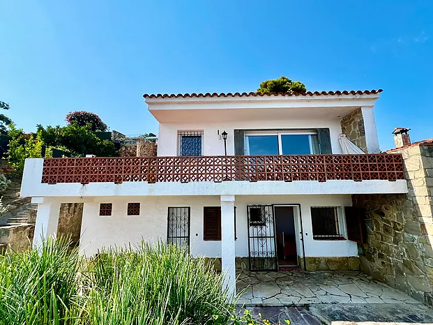 Acogedora casa en alquiler en Cala Canyelles (Lloret de Mar)