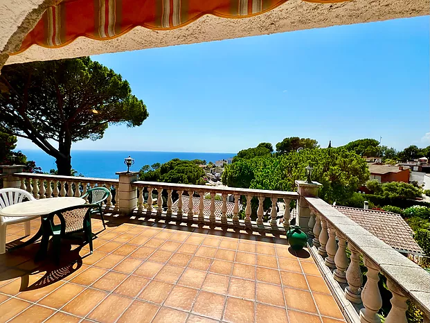 Haus in sehr gute Lage - Cala Canyelles