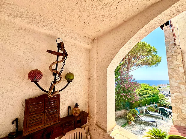 Haus in sehr gute Lage - Cala Canyelles