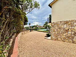 VILA VELLA