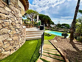 VILA VELLA