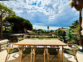 VILA VELLA