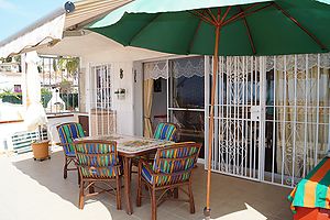 Alleinstehendes Haus mit schönem Meerblick zum Verkaufen in Cala Canyelles 