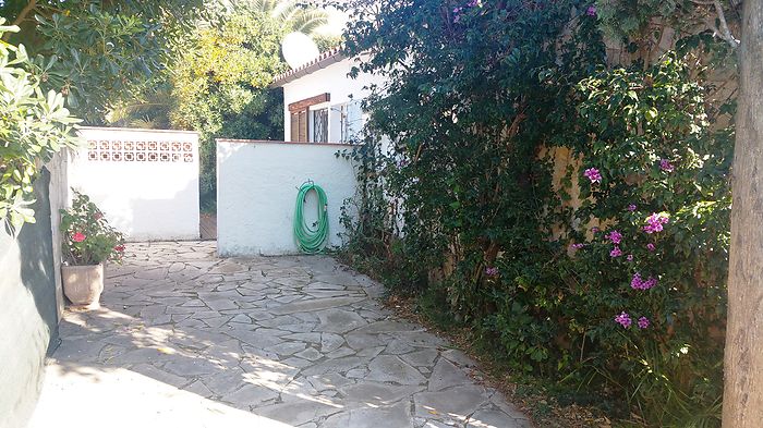 Haus mit wundervolle Aussicht und tolle Lage zu verkaufen in Cala Canyelles.