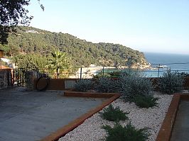 Duplex for rent with stunning view over the beach of Canyelles (Lloret de Mar)