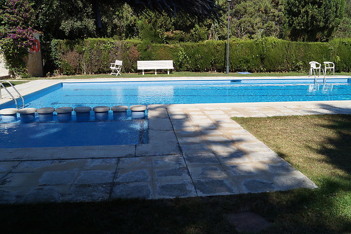 Maison de vacances dans quartier résidentiel agréable à louer. Lloret de Mar