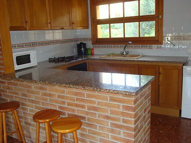 Casa en venta  con parcela plana y licencia turistica en - Lloret de Mar.