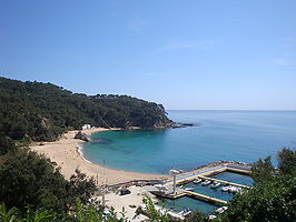 Casa en venta  con parcela plana y licencia turistica en - Lloret de Mar.