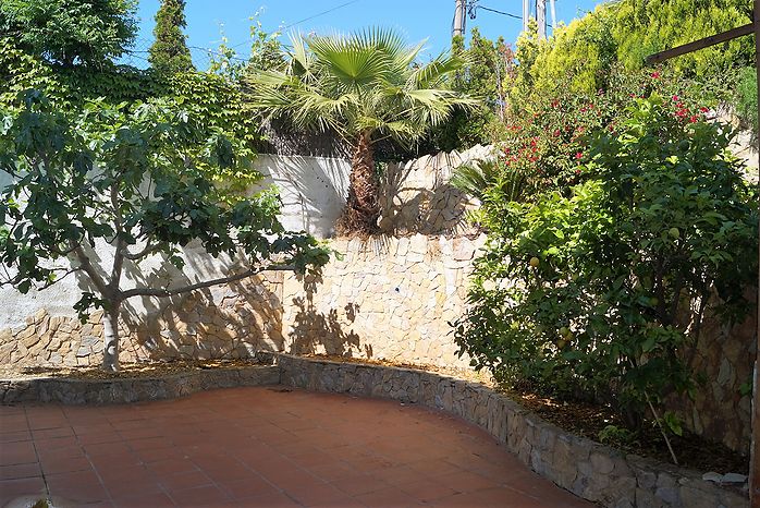 Comfortable house in quiet residential area for rent. Lloret de Mar