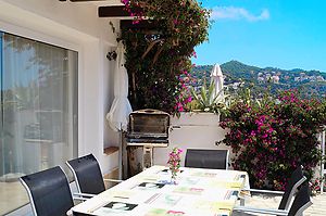 Maison moderne en location avec vue sur la mer et piscine. (Cala Canyelles-Lloret de Mar) 