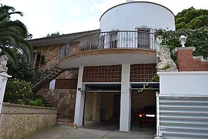 Casa en magnifica situación en venta - Cala Canyelles