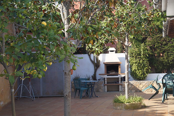 Maison dans un emplacement idéal à vendre - Cala Canyelles