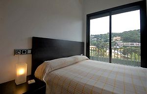 Moderna casa con piscina en venta (Lloret de mar)