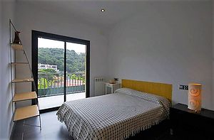 Moderna casa con piscina en venta (Lloret de mar)