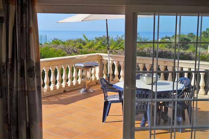 Magnifique maison avec 2 chambres et piscine privée en location à Canyelles-Lloret de Mar