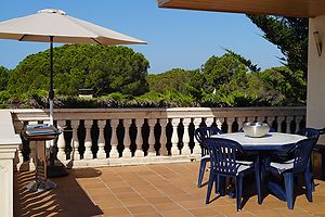 Lovely house with 2 bedrooms and private pool for rent in Canyelles-Lloret de Mar