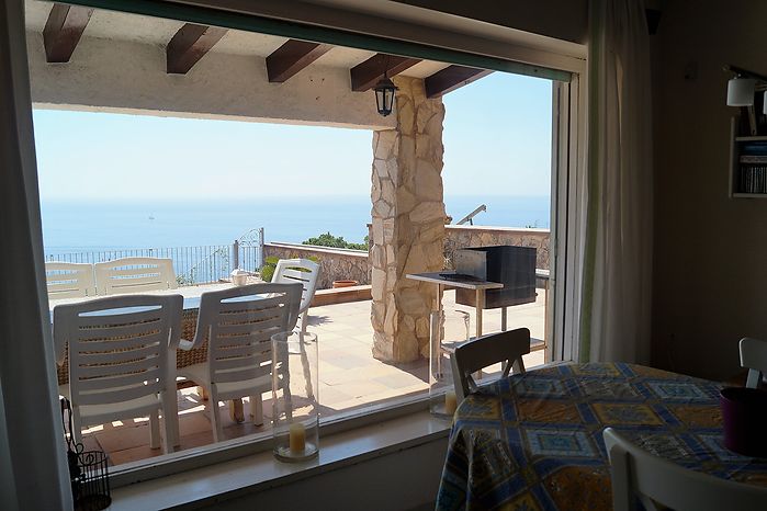 Nice located house for rent overlooking the bay of Cala Canyelles.