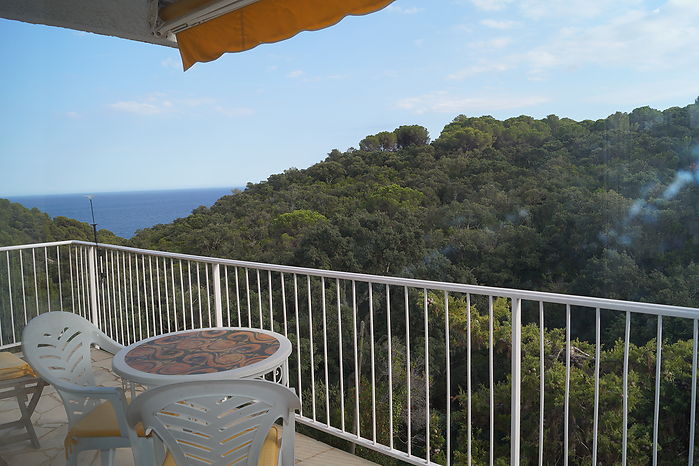 Maison en location avec belle vue sur la mer. (Playa Brava - Tossa de Mar)