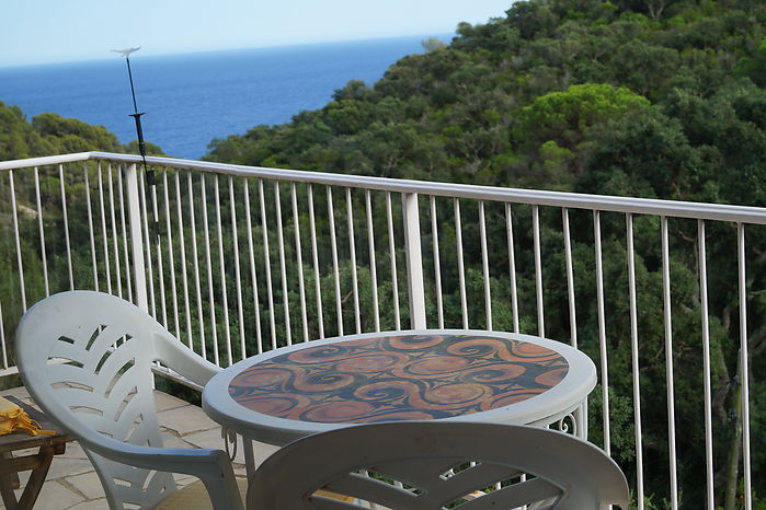 Maison en location avec belle vue sur la mer. (Playa Brava - Tossa de Mar)