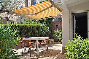 Komfortables Haus mit Swimmingpool in Cala Canyelles zu vermieten