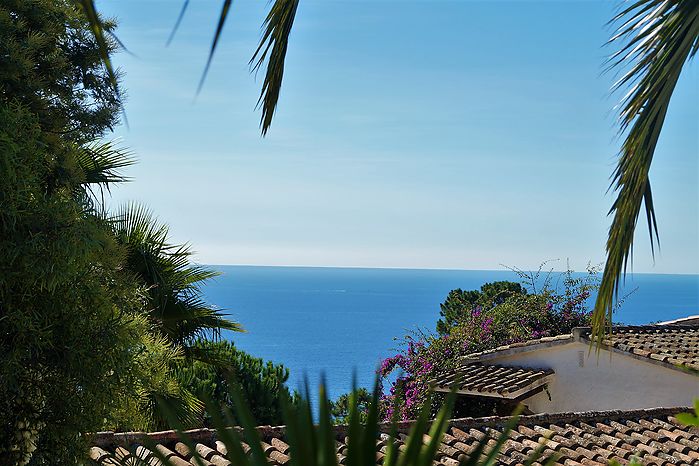 Maison  en location avec vue sur la mer et piscine. (Cala Canyelles-Lloret de Mar) 