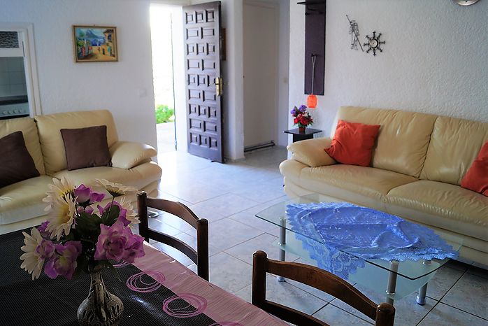 Practical house for rent in Cala Canyelles (Lloret de Mar