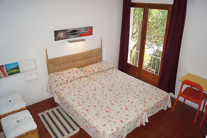 Casa de verano estilo ibicenco en alquiler (Cala Canyelles- Lloret de Mar)