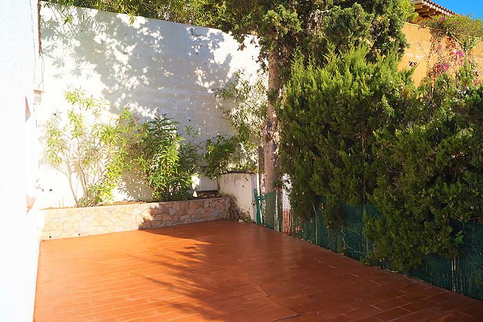 Romantic studio for rent close to the beach of Cala Canyelles (Lloret de Mar)