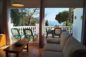 Ferienhaus mit herrlichem Meerblick über die Bucht von Canyelles zur Vermietung (Lloret de Mar)
