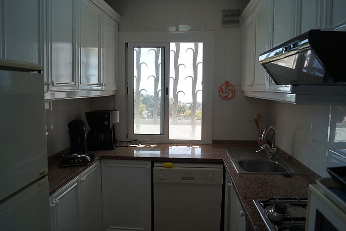 Nice house with garden and seaviews for rent in Cala Canyelles.