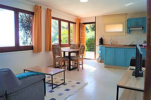 Casita en alquiler con fantásticas vistas sobre Cala Canyelles (Lloret de Mar)