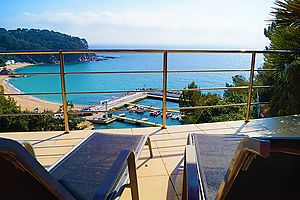 Haus mit herrlichem Blick über die Bucht von Canyelles zum Mieten (Lloret de Mar)