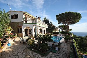 Haus in sehr gute Lage - Cala Canyelles