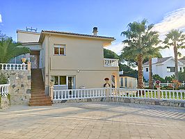 Villa Nápoles