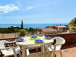 Cozy house for rent in Cala Canyelles (Lloret de Mar)