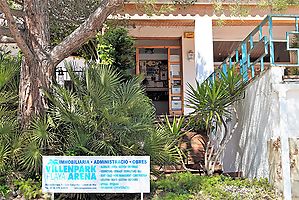 Modernes Haus mit Pool und Meerblick zur Vermietung. (Cala Canyelles-Lloret de Mar) 