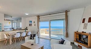 Beautiful villa for sale and tourist rental with Magnificent views of Lloret de Mar