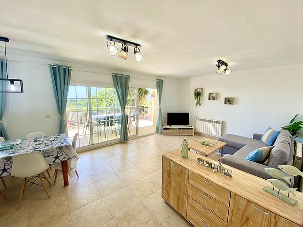 House with private pool for rent near the beach Cala Canyelles.