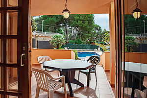 Magnifique Villa avec piscine à vendre à seulement 300 mètres de la plage